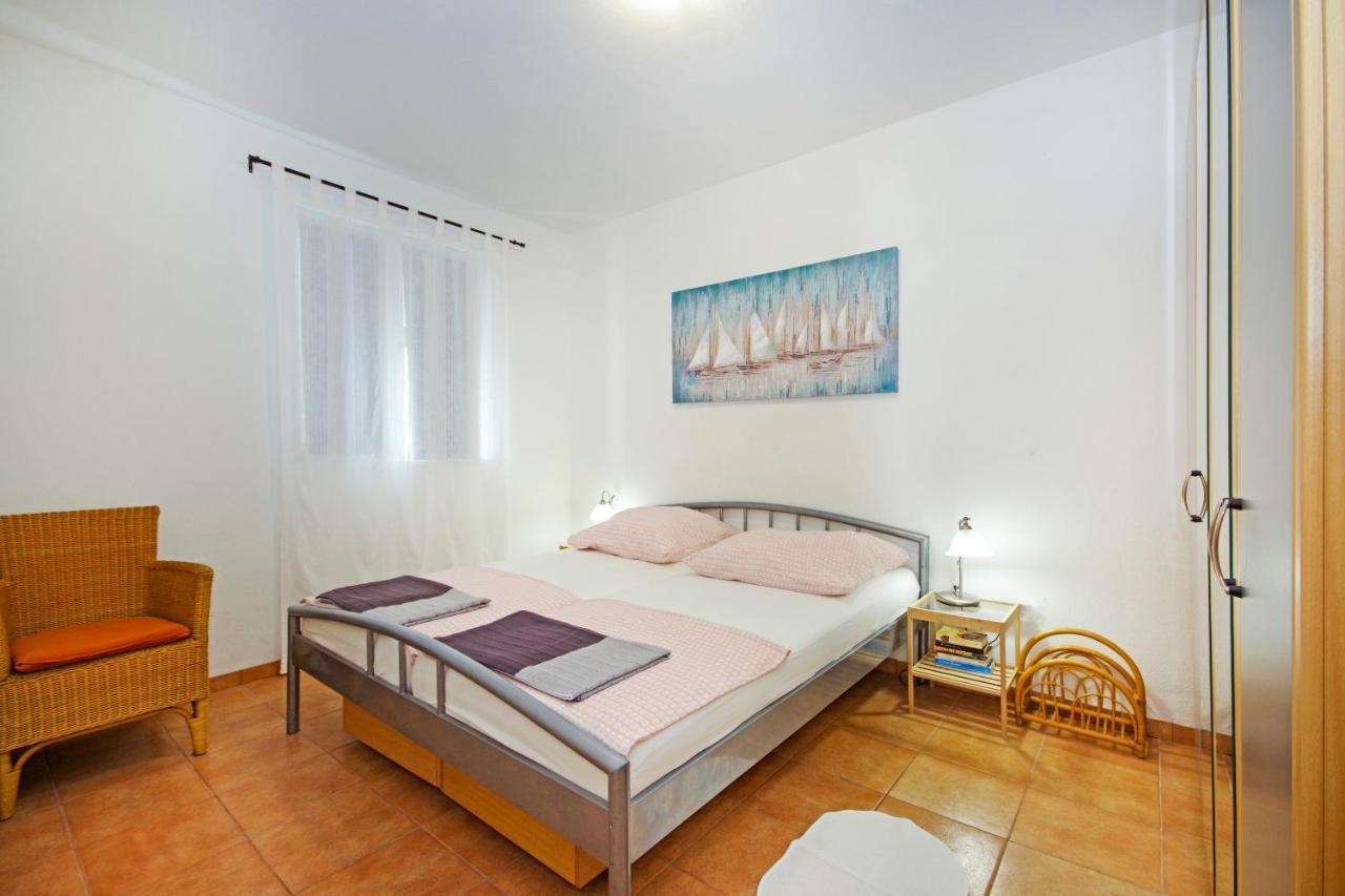 Apartments Silva スティヴァン エクステリア 写真